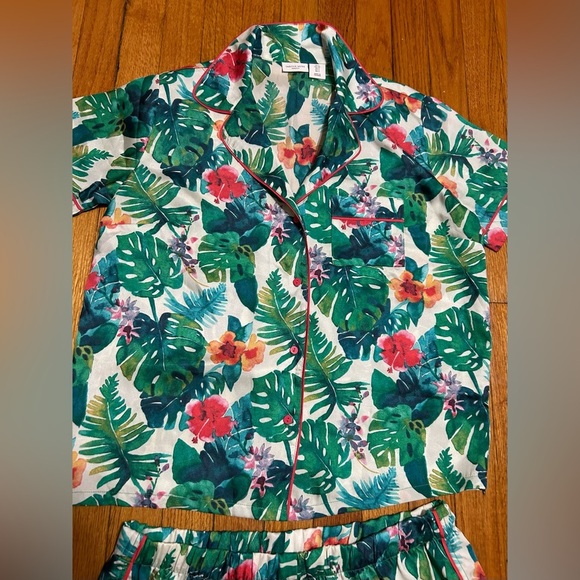 Tabitha Webb Tropical  Pjs Lounge Set Tropical Floral Top & Shorts Small - Picture 2 of 8